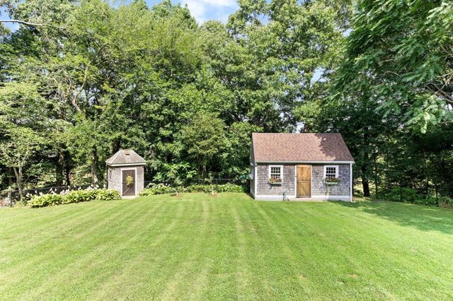 3 Faria Farm Rd, Berkley, MA 02779