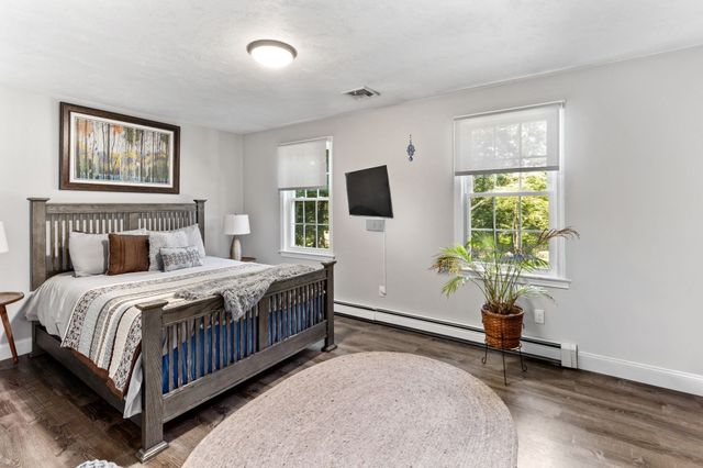 3 Faria Farm Rd, Berkley, MA 02779