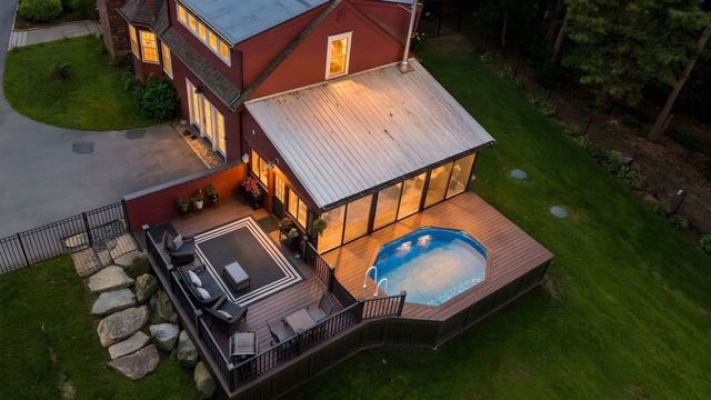 3 Faria Farm Rd, Berkley, MA 02779