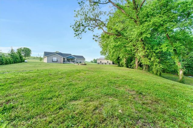 16233 Highway 16, Fayetteville, AR 72704