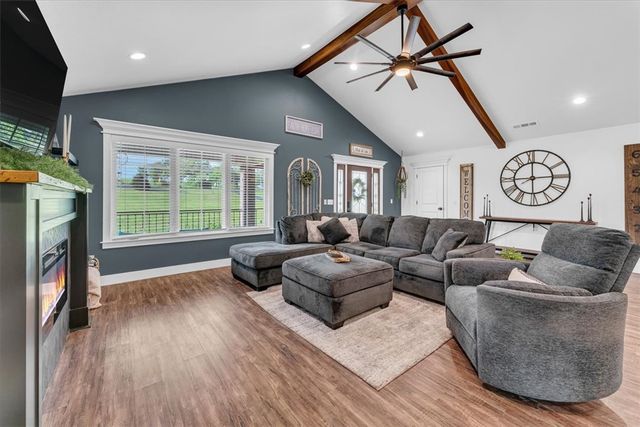 16233 Highway 16, Fayetteville, AR 72704