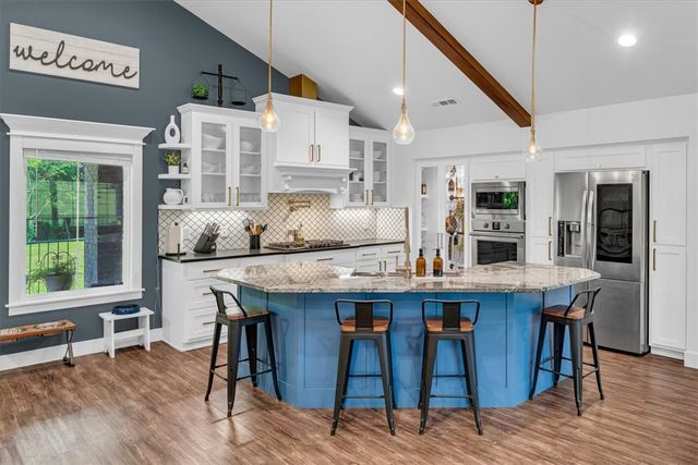 16233 Highway 16, Fayetteville, AR 72704