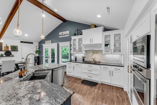 16233 Highway 16, Fayetteville, AR 72704