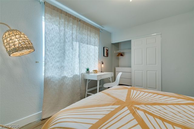 2000 Springview Drive, Las Vegas, NV 89146