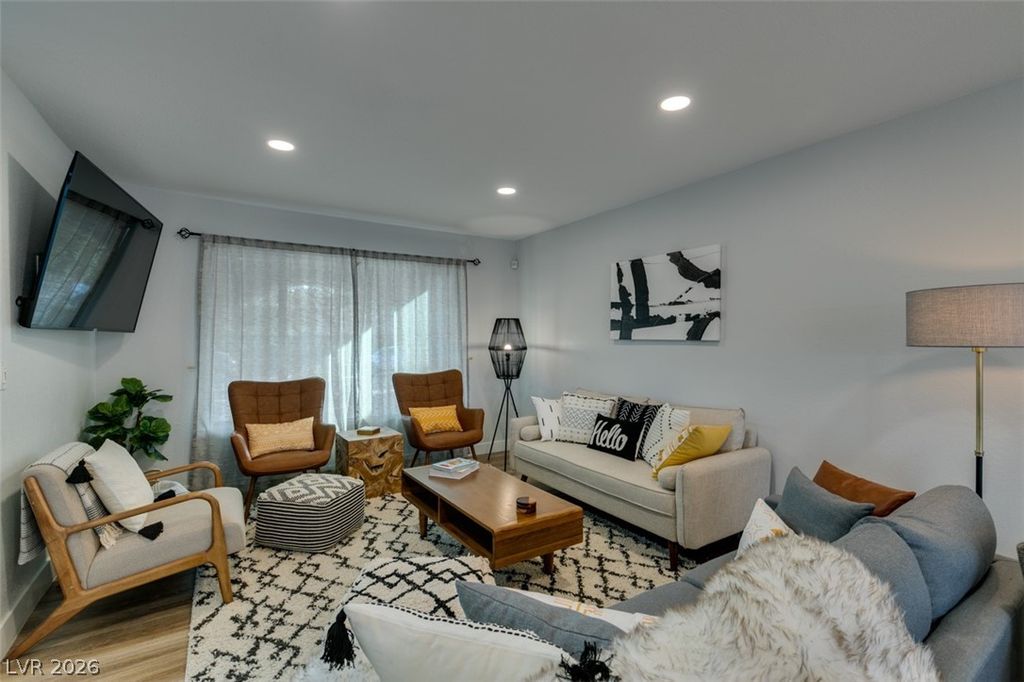 2000 Springview Drive, Las Vegas, NV 89146