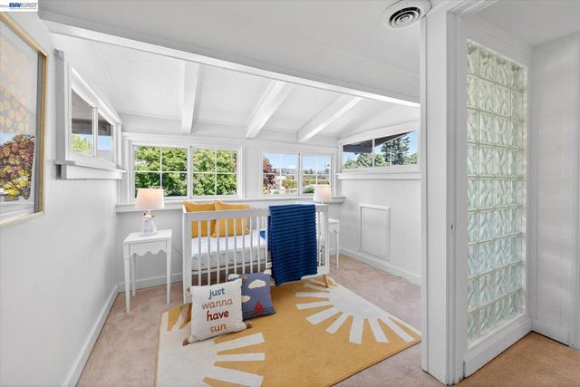 3103 Central Ave, Alameda, CA 94501
