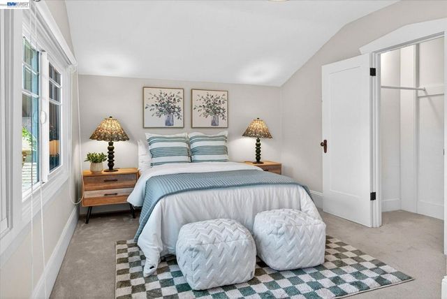 3103 Central Ave, Alameda, CA 94501