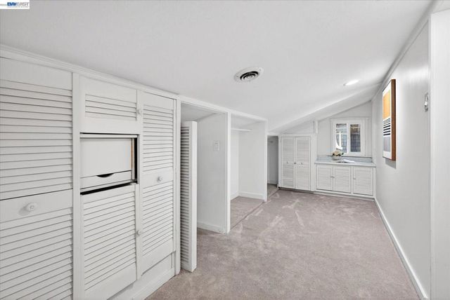 3103 Central Ave, Alameda, CA 94501