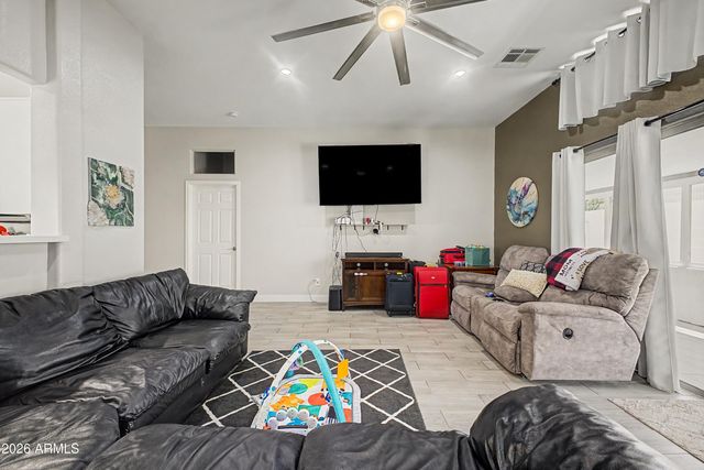 7006 E JENSEN Street 33, Mesa, AZ 85207
