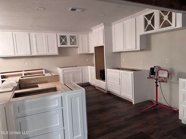 1115 Westwood Street, Pascagoula, MS 39567