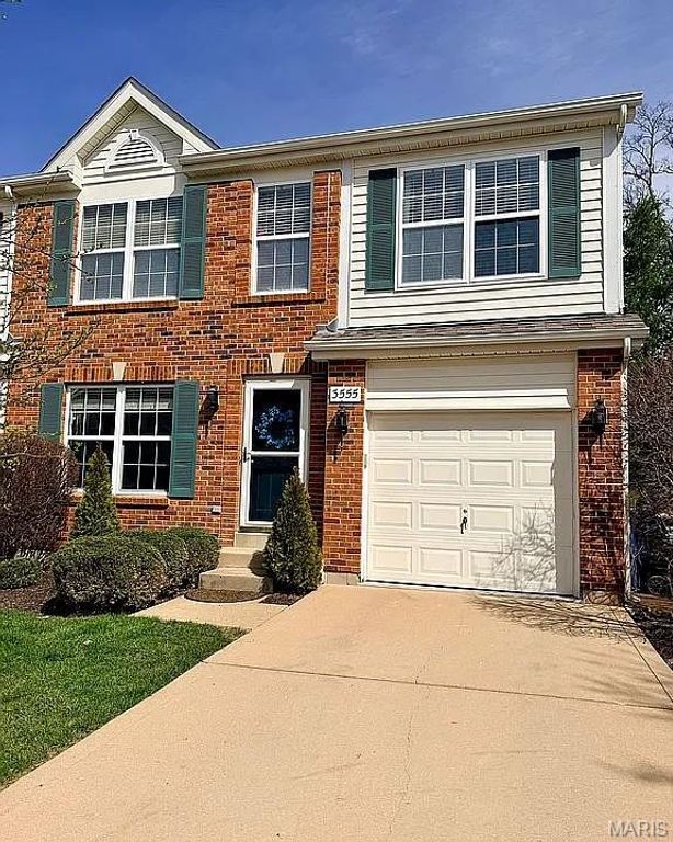 3555 Pearson Pointe, Unincorporated, MO 63129