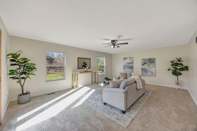 1295 Locust Forge Lane, Lebanon, OH 45036