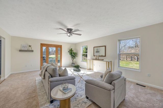 1295 Locust Forge Lane, Lebanon, OH 45036