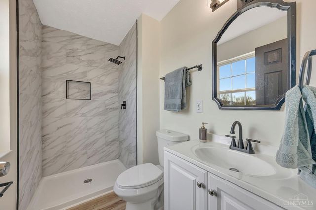 1295 Locust Forge Lane, Lebanon, OH 45036