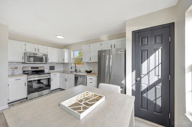 1295 Locust Forge Lane, Lebanon, OH 45036