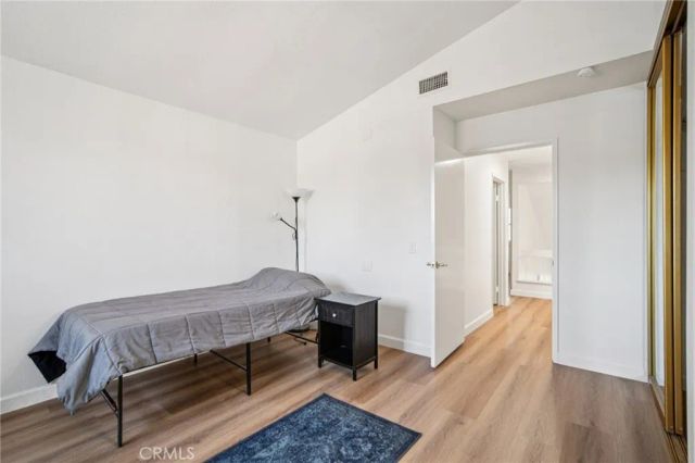 66 Bridgeport, Irvine, CA 92620