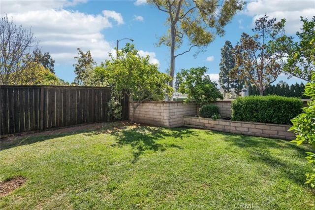 66 Bridgeport, Irvine, CA 92620