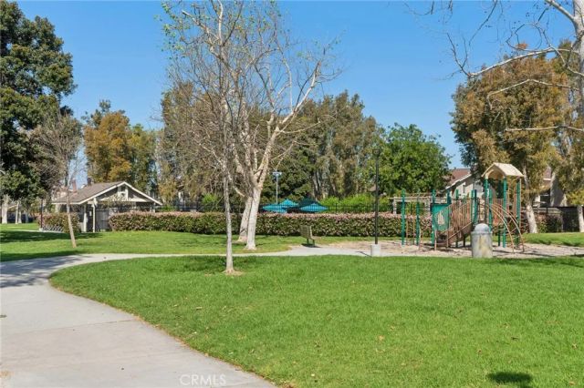 66 Bridgeport, Irvine, CA 92620