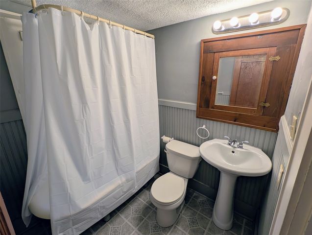 652 W 29TH Street, Erie, PA 16508