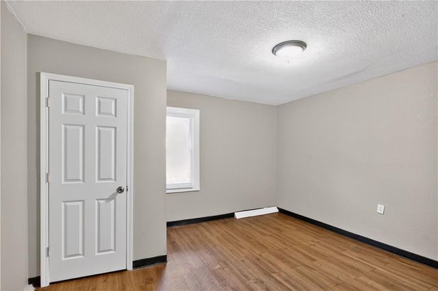 1650 N 44th Street, Kansas City, KS 66102