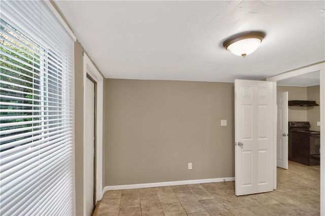 1650 N 44th Street, Kansas City, KS 66102