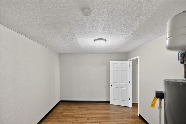 1650 N 44th Street, Kansas City, KS 66102