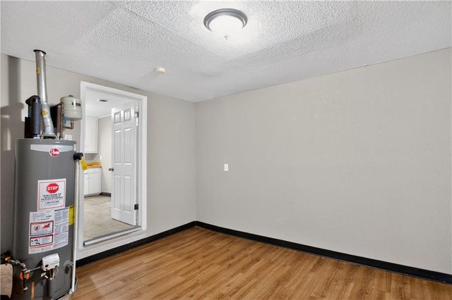 1650 N 44th Street, Kansas City, KS 66102
