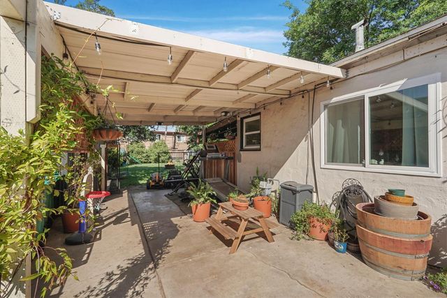 917 S Lee Ave, Lodi, CA 95240