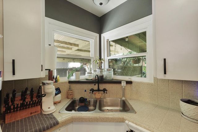 917 S Lee Ave, Lodi, CA 95240