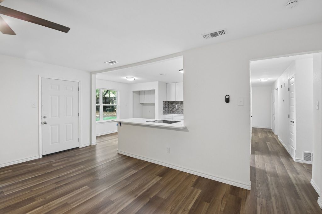 2231 Park Springs Court, Arlington, TX 76013 — photo 5