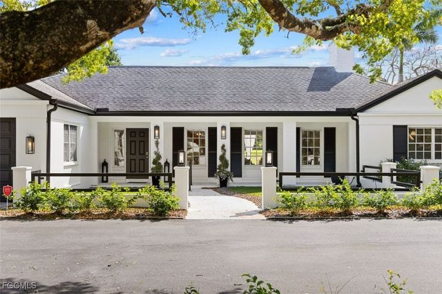 2728 Crayton RD, Naples, FL 34103