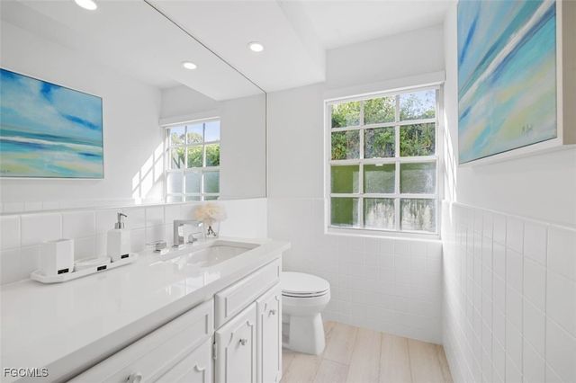 2728 Crayton RD, Naples, FL 34103