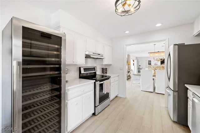 2728 Crayton RD, Naples, FL 34103