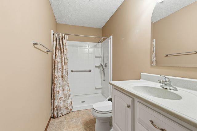 3215 53rd Street, Moline, IL 61265
