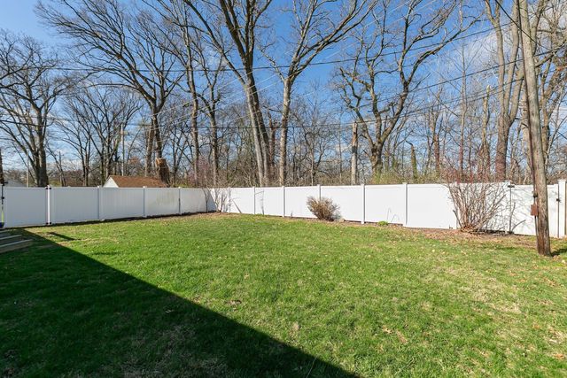 3215 53rd Street, Moline, IL 61265