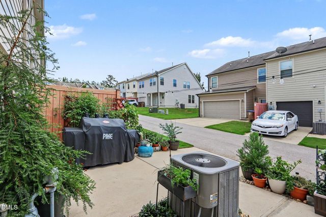 1006 Tranquil Creek Way, Wake Forest, NC 27587