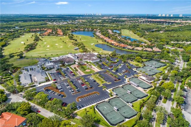 23331 Foxberry LN, Estero, FL 34135