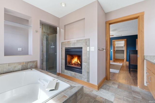 17331 Amstutz Road, Leo, IN 46765