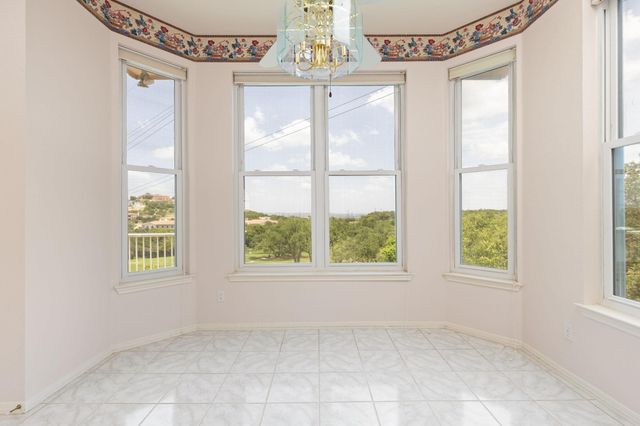 214 Golf Crest LN, Lakeway, TX 78734