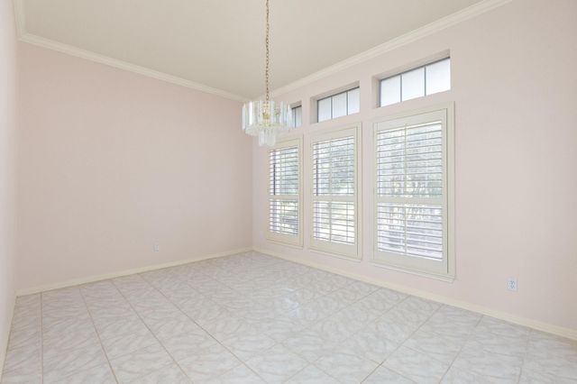 214 Golf Crest LN, Lakeway, TX 78734