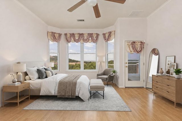 214 Golf Crest LN, Lakeway, TX 78734