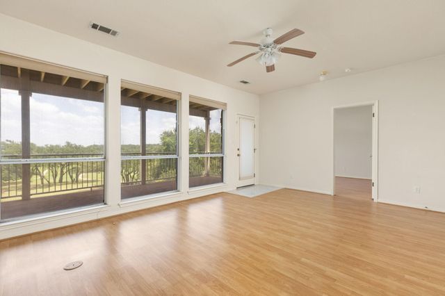 214 Golf Crest LN, Lakeway, TX 78734