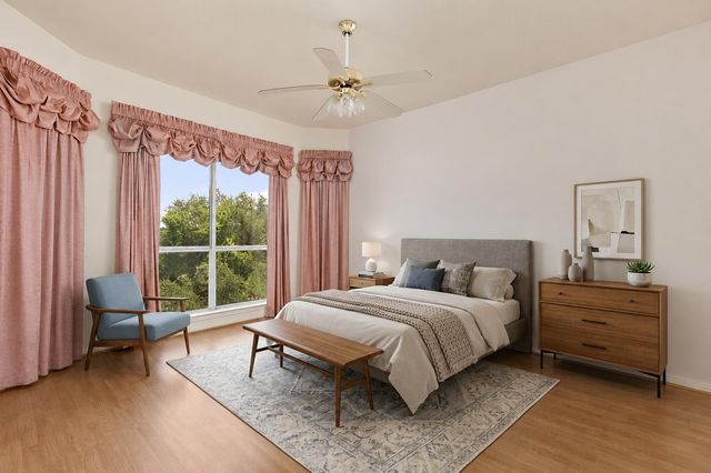 214 Golf Crest LN, Lakeway, TX 78734