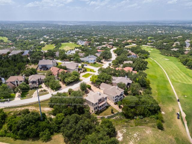 214 Golf Crest LN, Lakeway, TX 78734