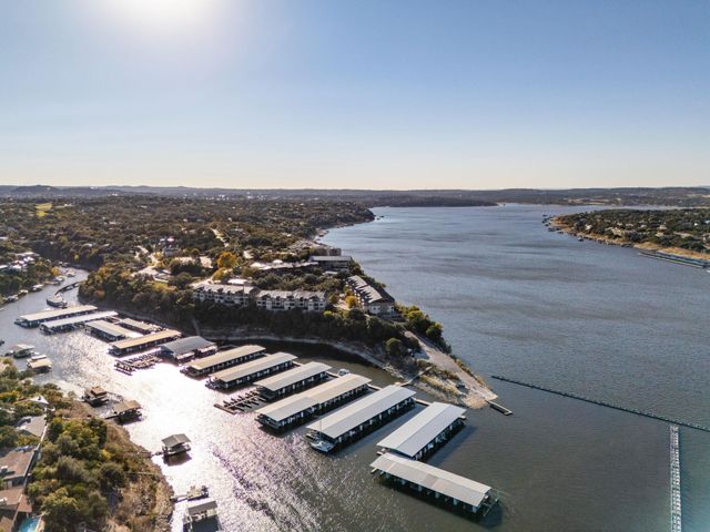 214 Golf Crest LN, Lakeway, TX 78734