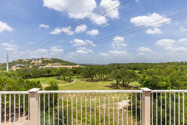 214 Golf Crest LN, Lakeway, TX 78734