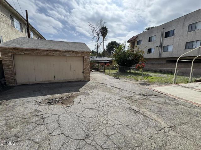 15624 Vanowen Street, Los Angeles, CA 91406