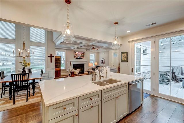 117 Lake Point Drive, Nicholasville, KY 40356