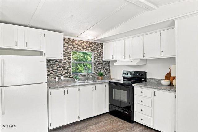 19 Williamson Road, Chuckey, TN 37641