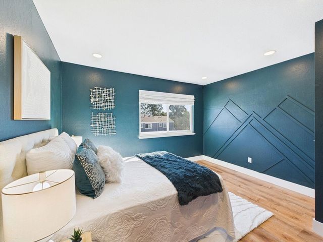 8 Park Ct, Richmond, CA 94803